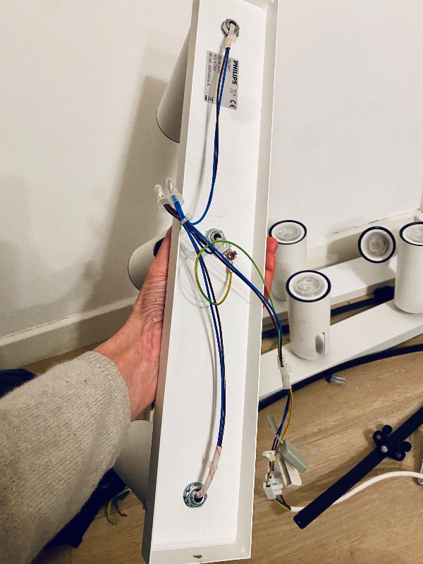 Philips Hue spots x 3 steder