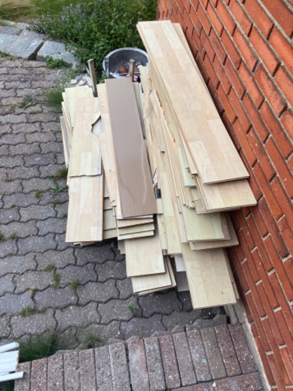 Fjerning af skrald efter renoveringsprojekt