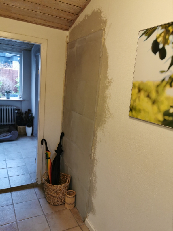 Spartling af stue samt filt og maling