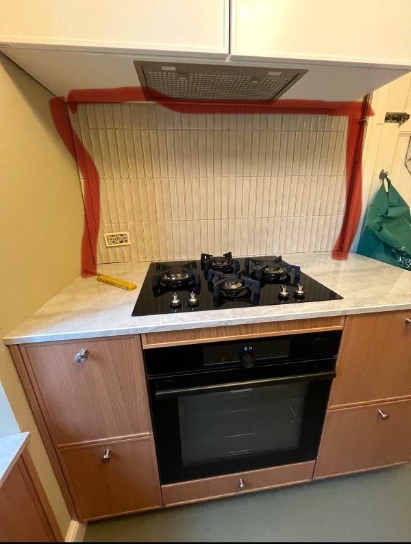 Fugning omkring fliser samt spartel