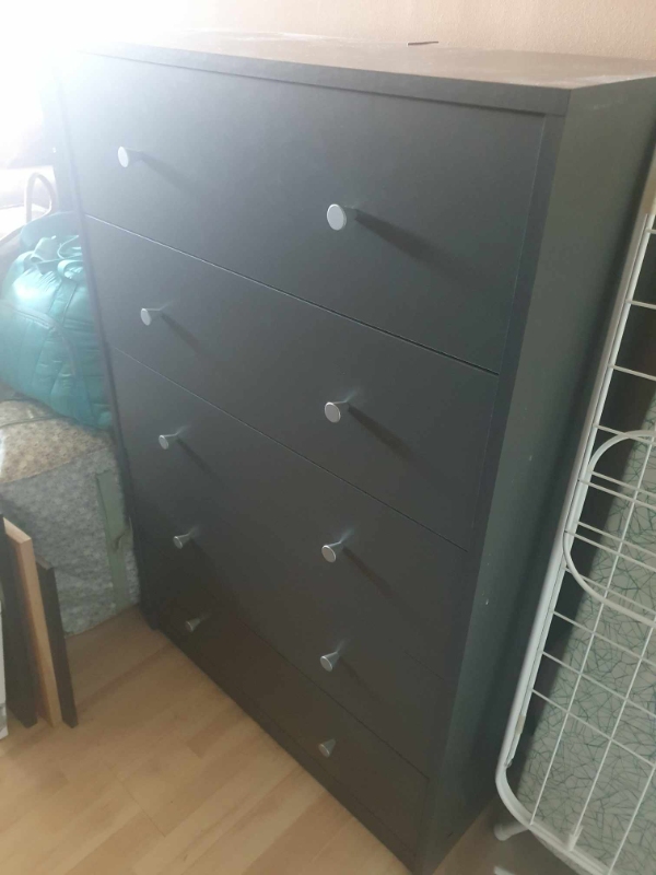 Nedtagning og bortskaffelse af møbler