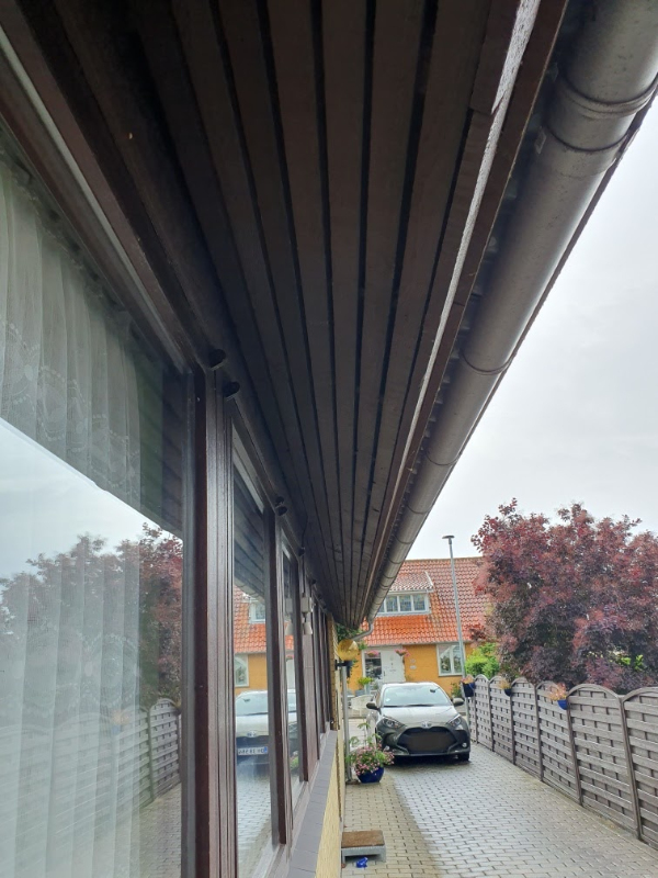 Male 2 gavle+ udhæng & sternbræt+ 7 vinduerammer