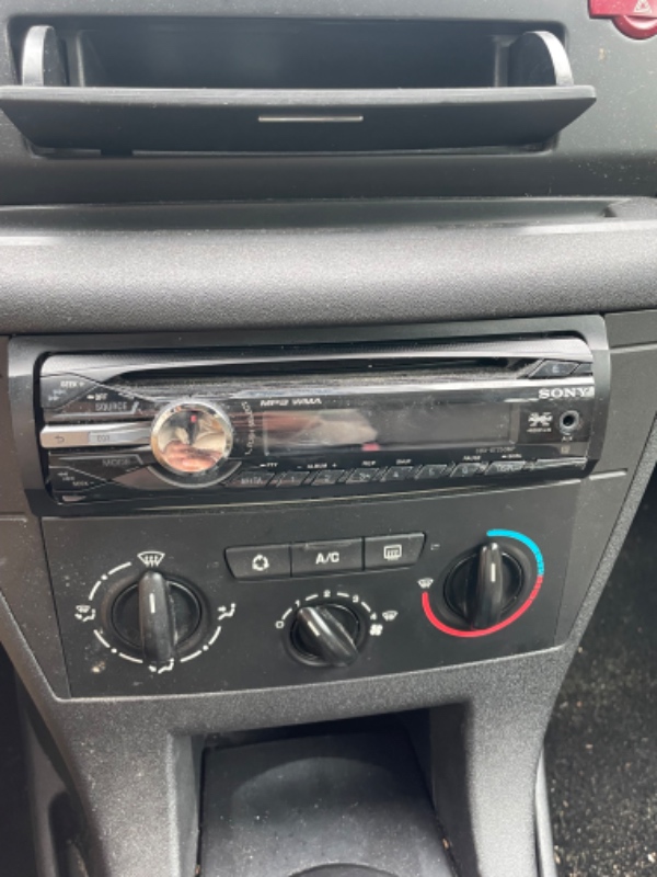 Reparation af bil radio