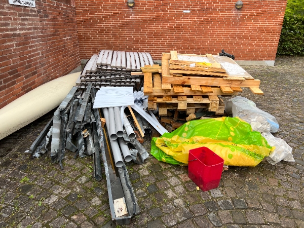 Afhæntning af byggeaffald