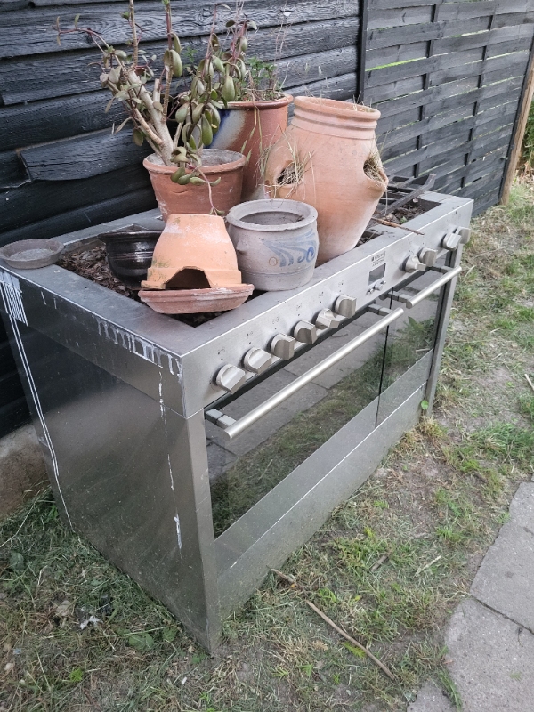 Bortkøre ting til genbrugsplads