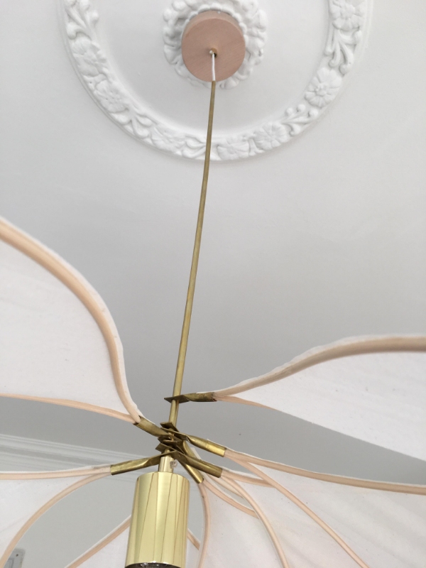 Elektriker søges: Opsætning af 2 lamper samt skære og forkorte messingstang