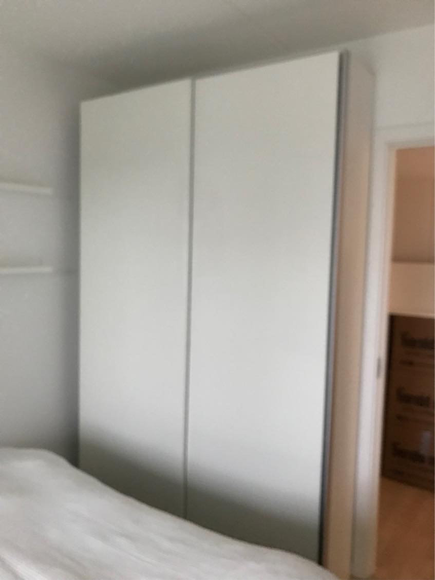 Hjælp til at afmontere møbler inden flytning