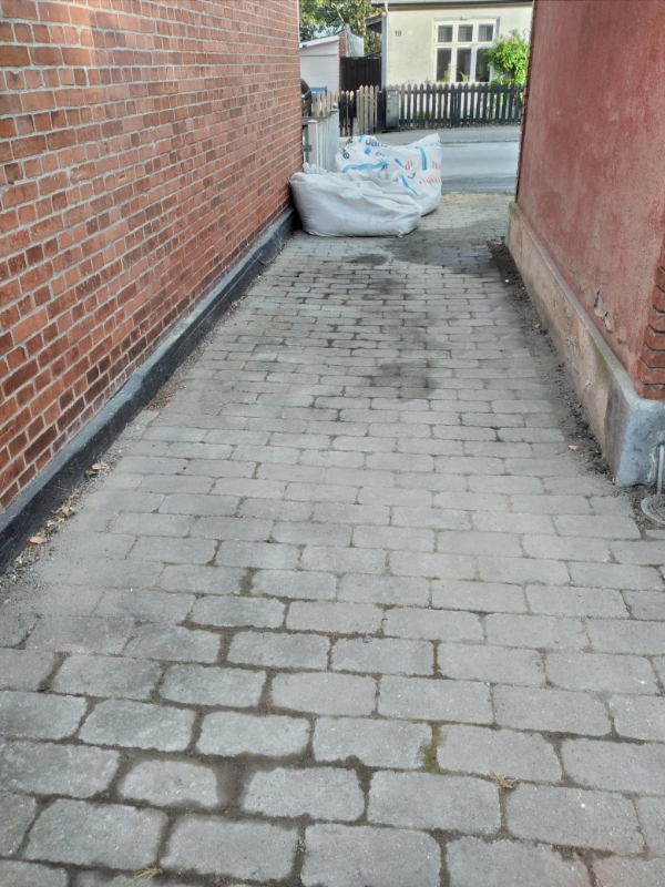 Afhentning af affald og aflevering på genbrugsplads