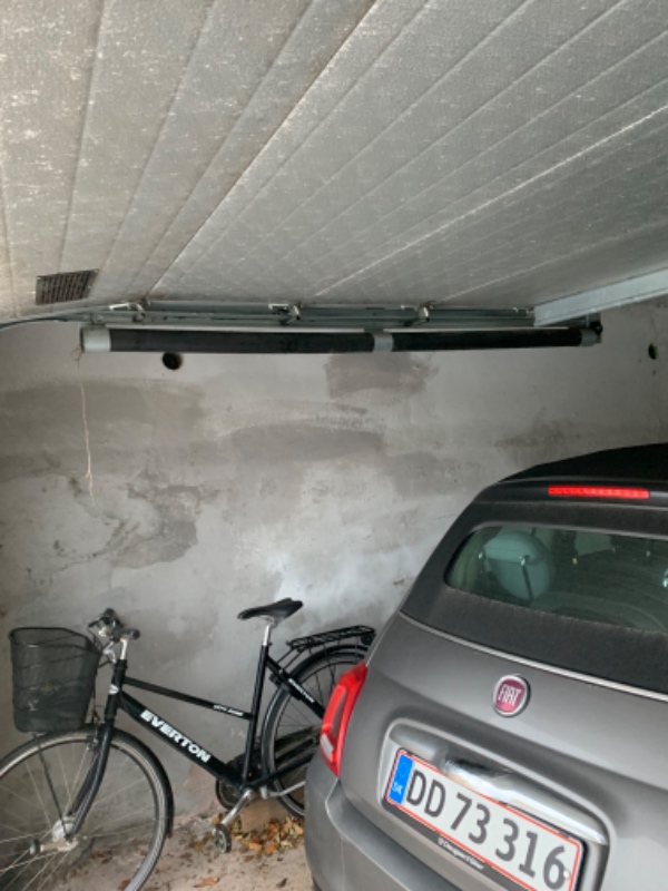 Reparation af garage port som ikke vil lukke automatisk mere