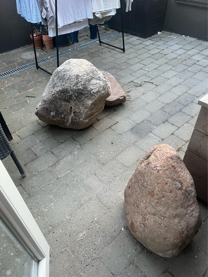 Hente og bortskaffe sten