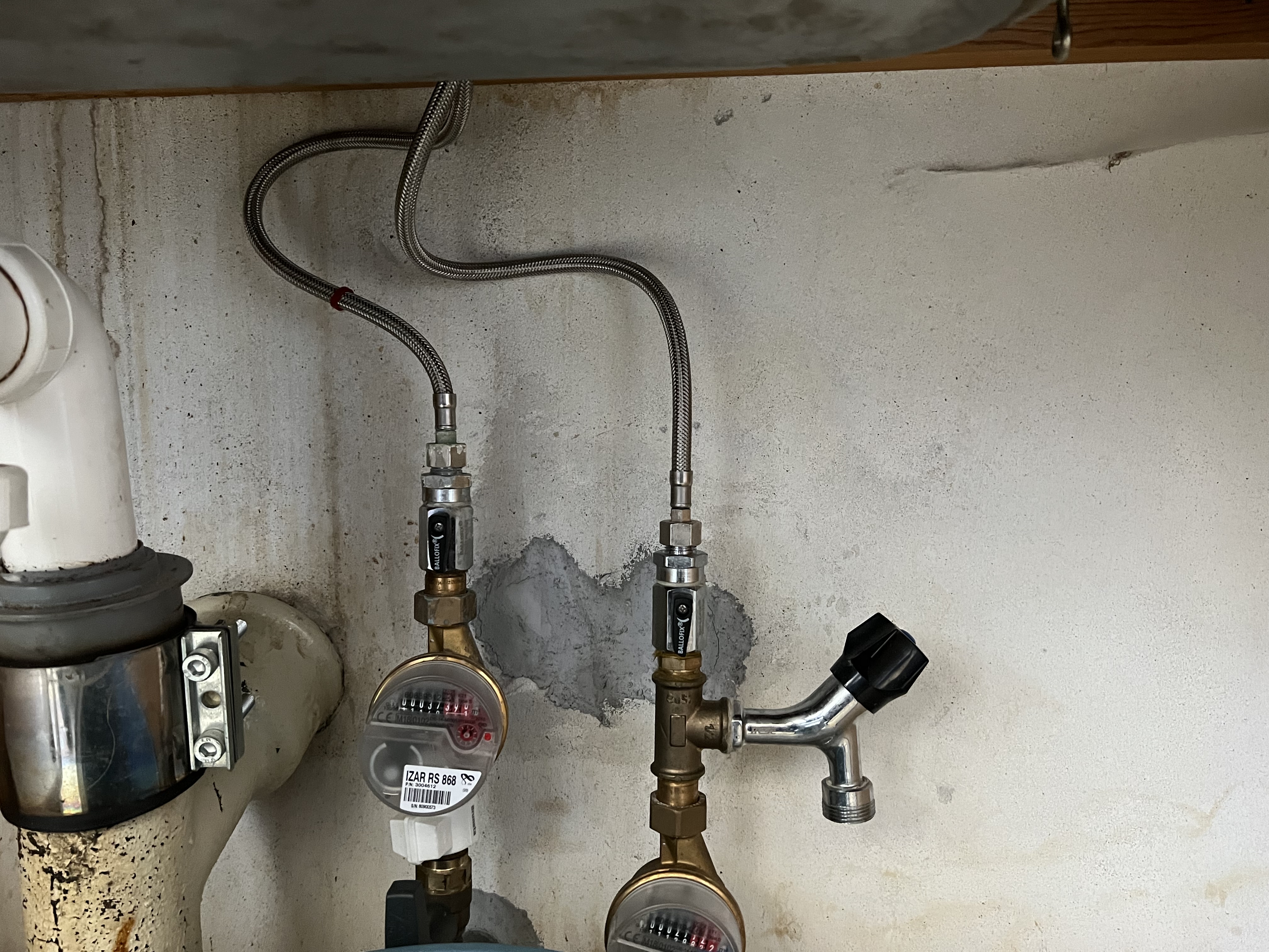 Træk jord til stikkontakt i køkken m jord