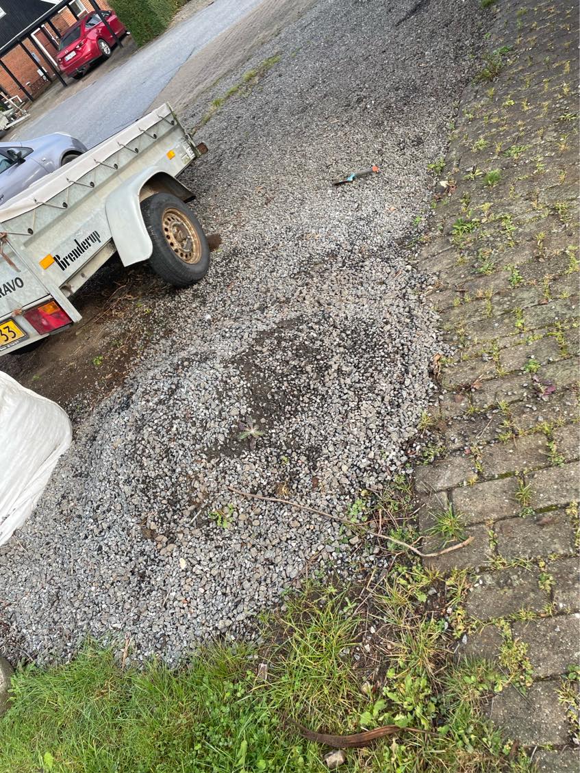 Bortkørsel af ral, jord og affald fra trætrimning