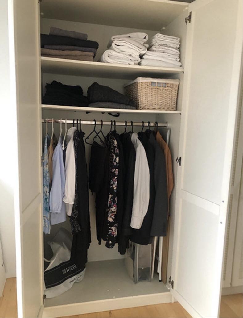 Hente et skab fra Glostrup. Skaber skal skilles ad og køres til Ishøj