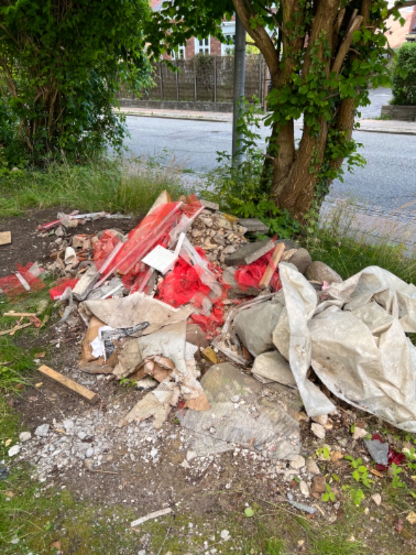 Fjernelse af møbler og byggeaffald