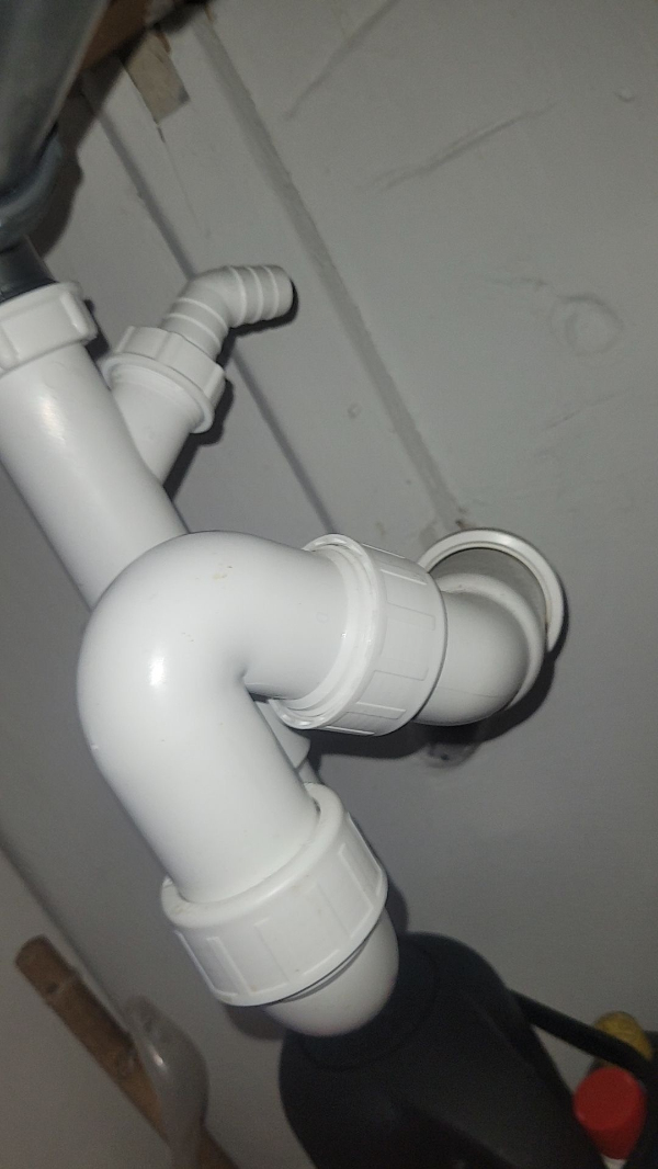 Installere/montere vaskemaskine i køkken