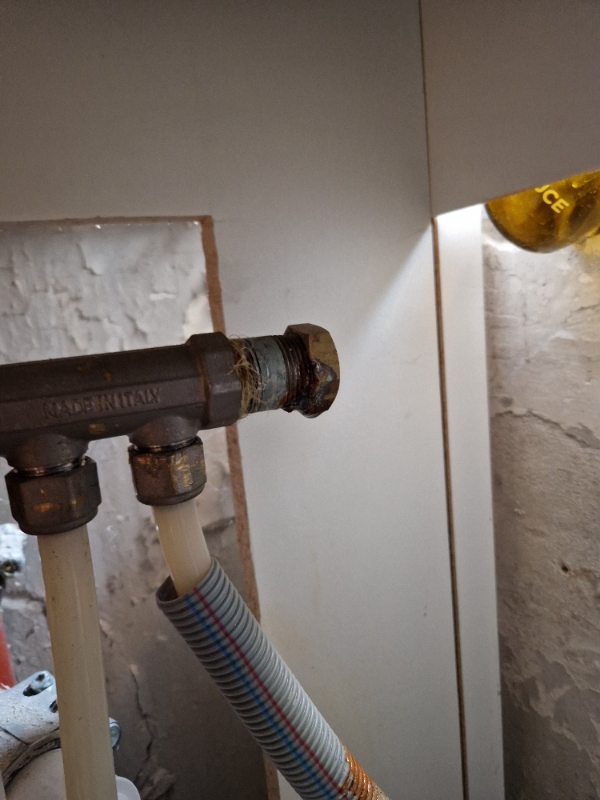 Tætning af rør (slutmuffe)