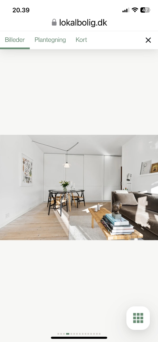 Maling og let slibning af gulv.