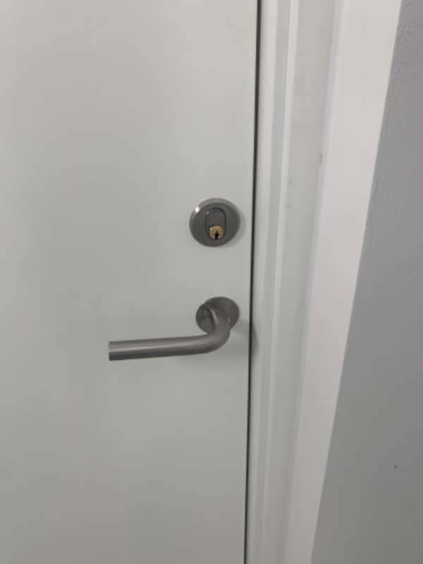 Udskift af lås til hoveddøren