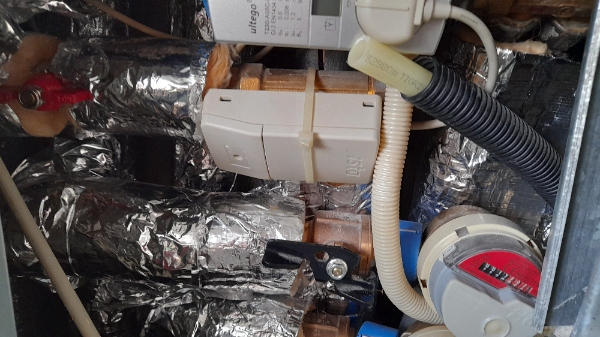 Tilslutning af vand til etableret hane