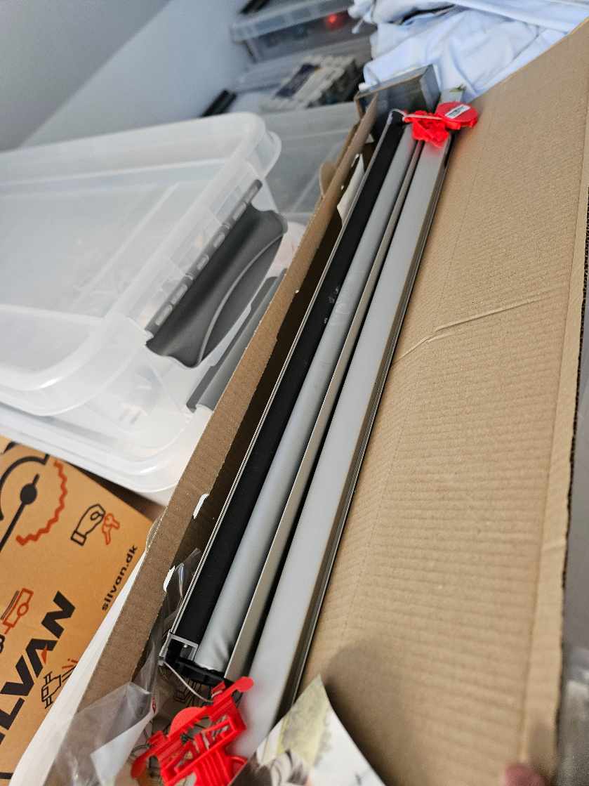 Montering af velux mørklægningsgardin