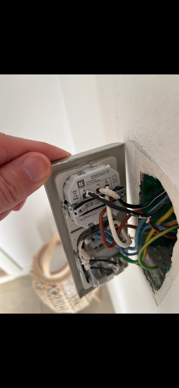 Installering af korrespondance kontakt