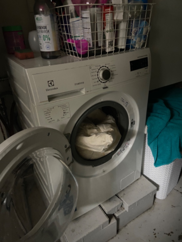 Montering af tørretumbler ovenpå vaskemaskine