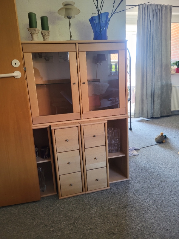 lidt bort skaffelse møble og lidt små ting få styr på lille rækkehushave rensning havelåge