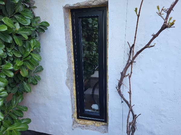 Muret vindue i bygning