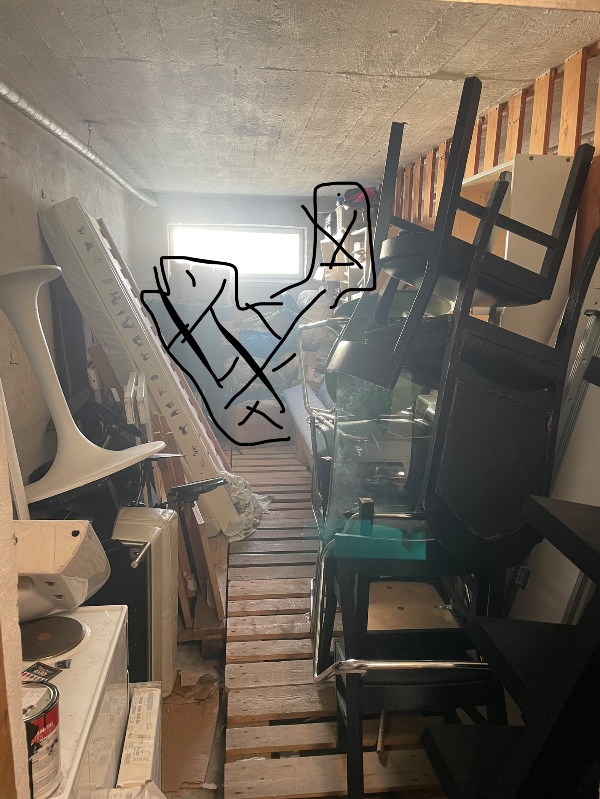 Kælderrum tømmes & bortskaffelse af ting