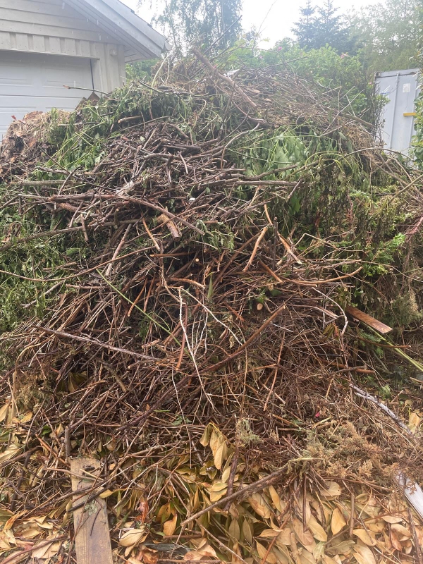 Haveaffald og terrassebrædder bortskaffelse