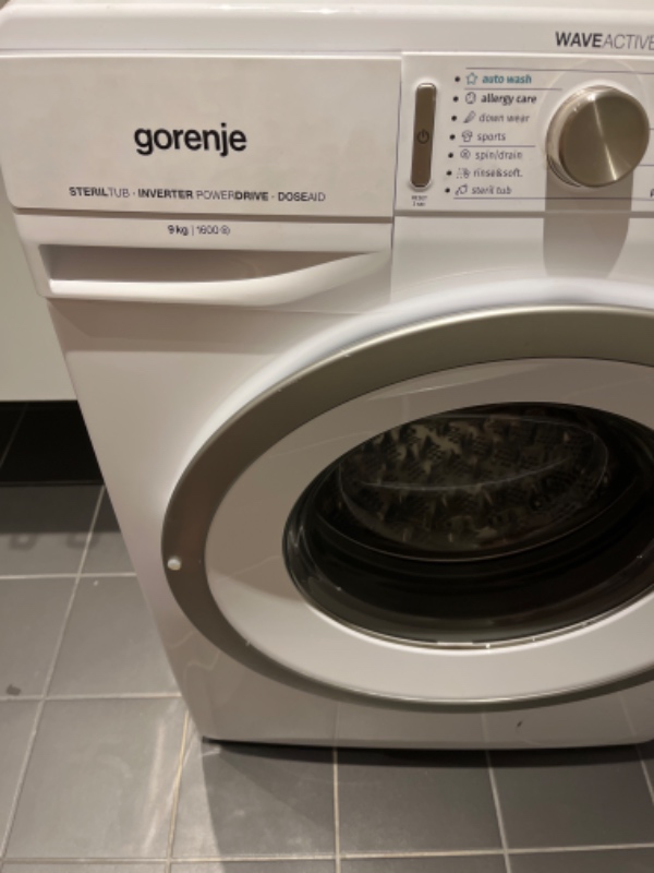 Installation af vaskemaskine i lejlighed.