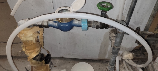 Skifte stophaner ved vandmåler