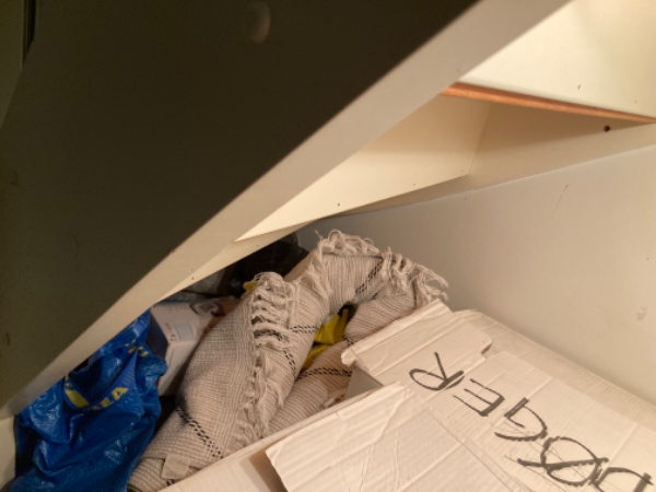 Udnytte plads under trappe