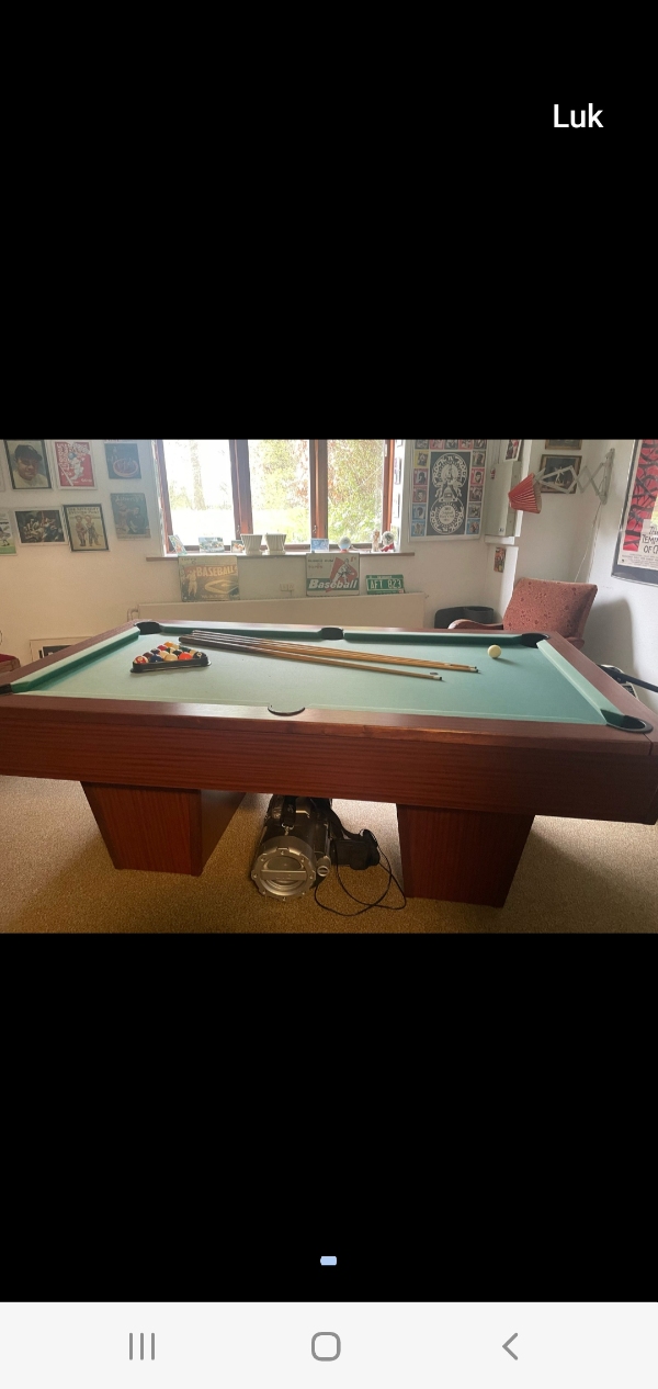 Flytning af poolbord