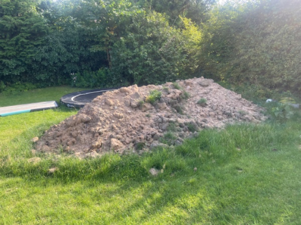 Trampolin jord - afhentning