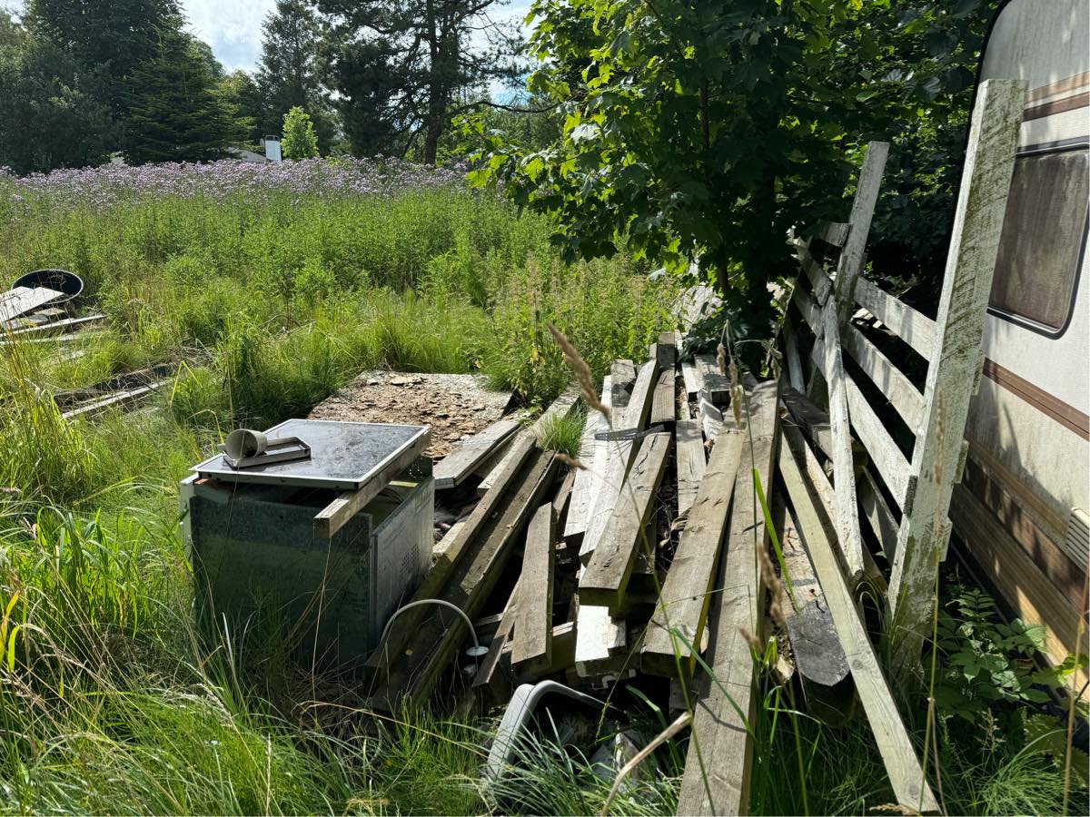 Rydde hus og grund, op til 3 containere