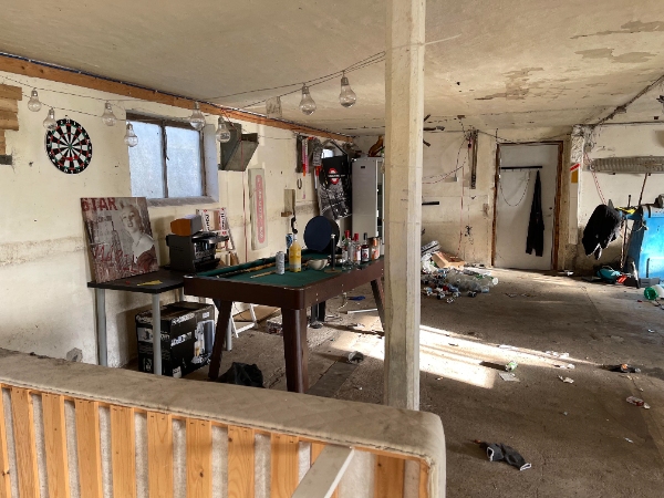 Oprydning og bortkørsel skrammel efter lejer