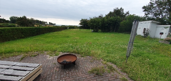 Slået græsplænen som er blevet for høj