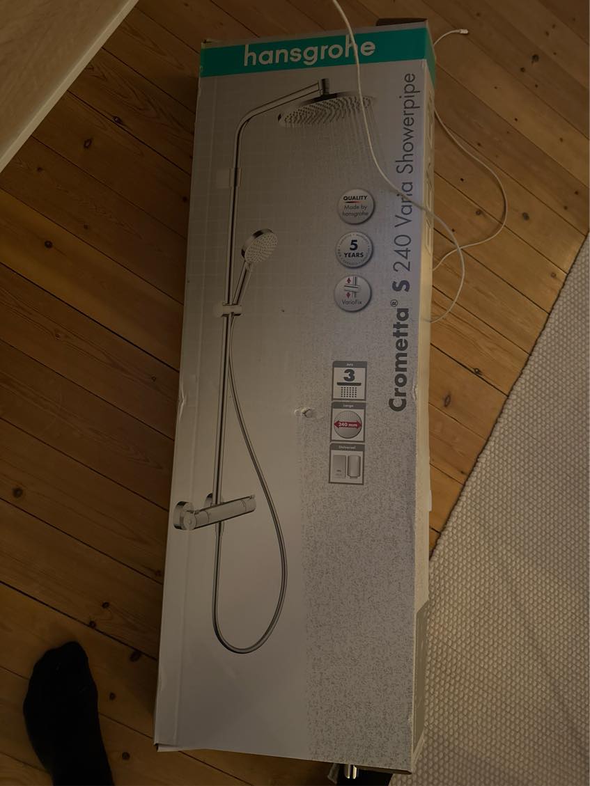 Udskiftning af bruser og blandingsbatteri