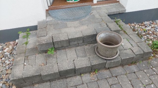 Murer arbejde, for- og bag trappe (2 trin)