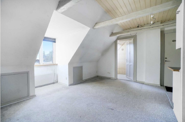 Montering af laminatgulv 33m2