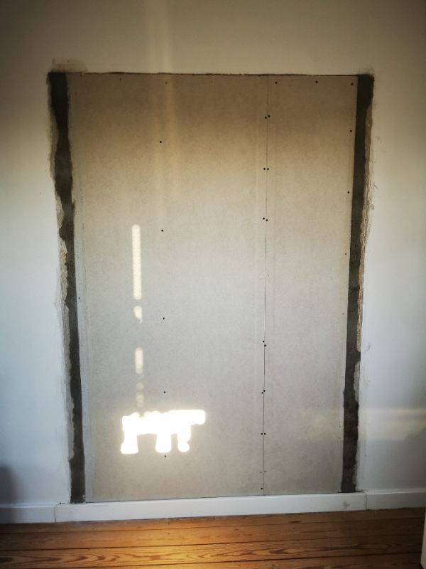 Spartlet lukket dørhul.