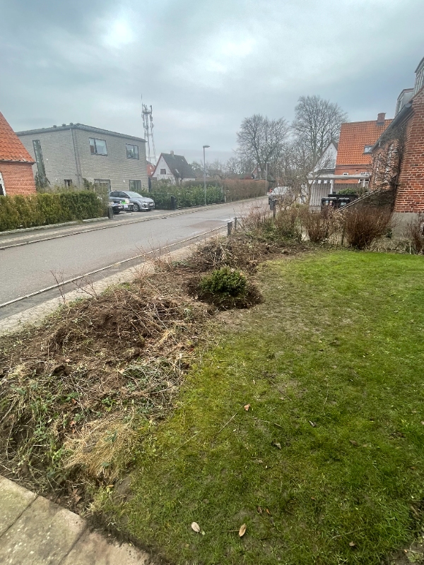 Fjerne jord / bed i forhaven