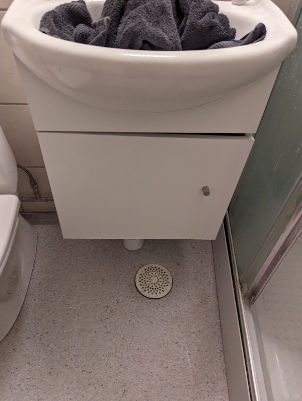 Skift skab med håndvask