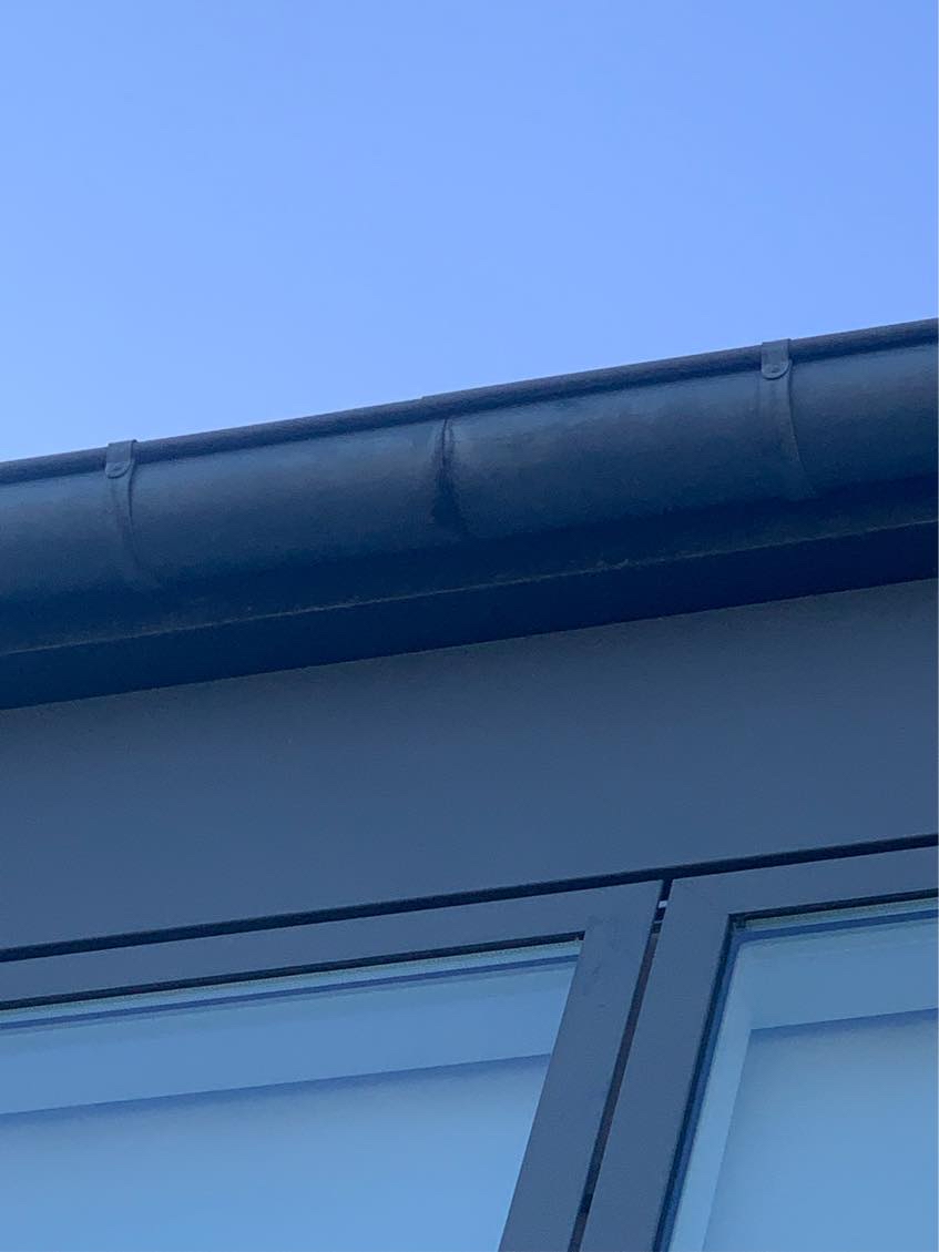 Tætning tagrende utæt i samling