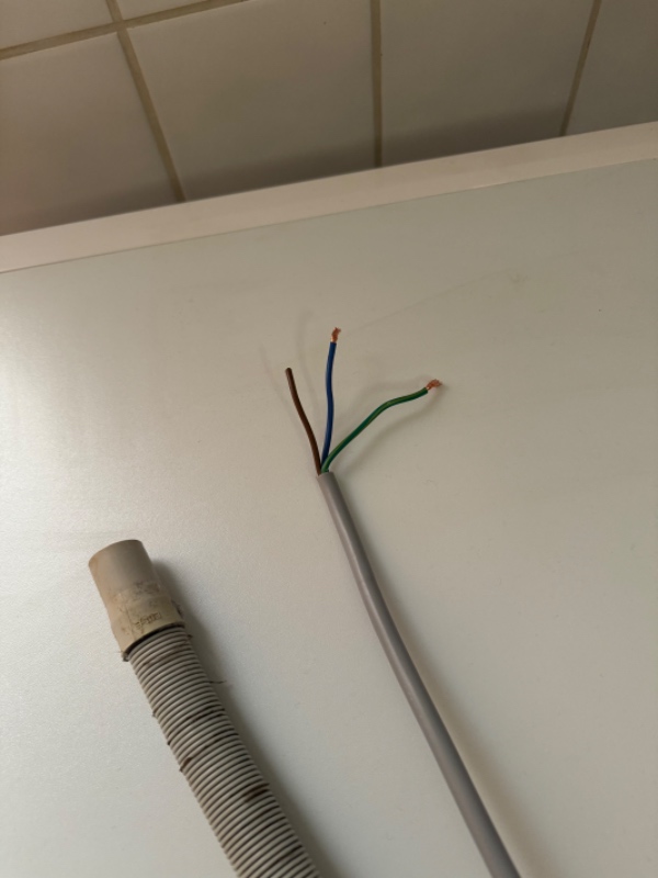 Installering af vaske-tørre maskine