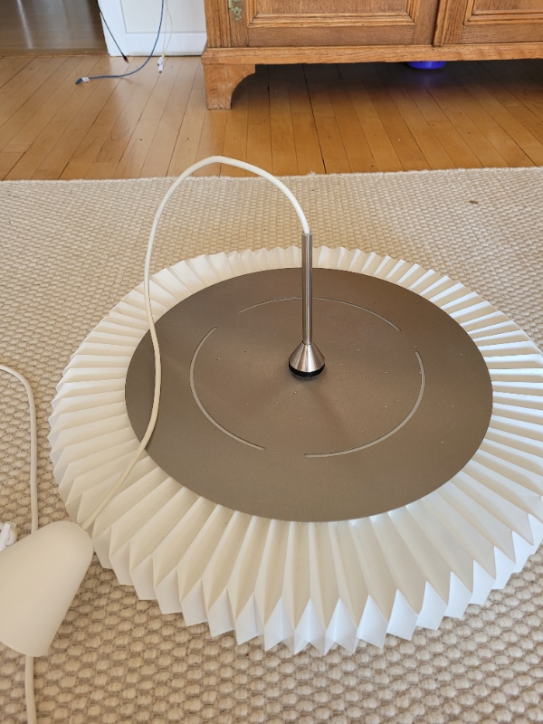 Montering af Le Klint-lampe