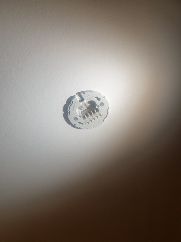 Opsætning af loftslampe