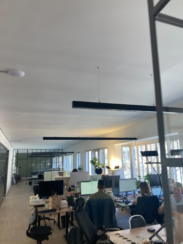 Ophængning af Rockfon akustikplader