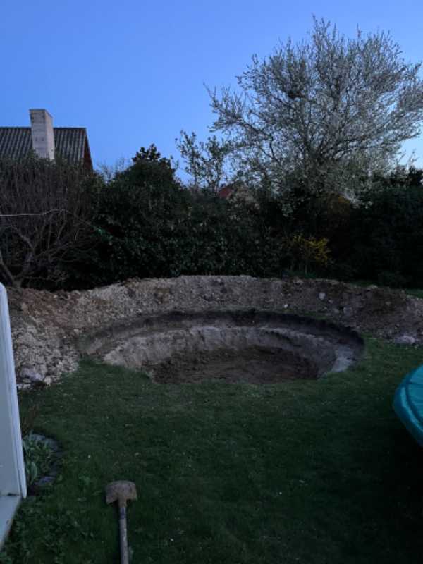 Fjernelse af jordbunke